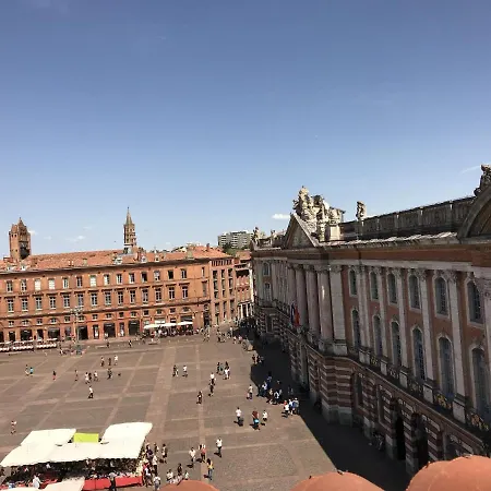 Place Du Capitole 3 Cour Aparthotel