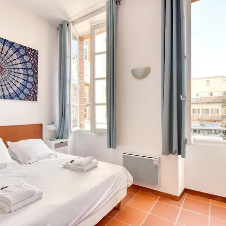 Aparthotel Place Du Capitole 3 Cour *